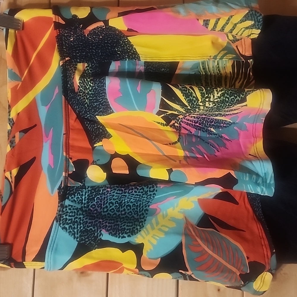 DonaJo Love Skirted Leggings Size 1 Amaryllis POCKETS UNDER SKIRT :) - Picture 3 of 7